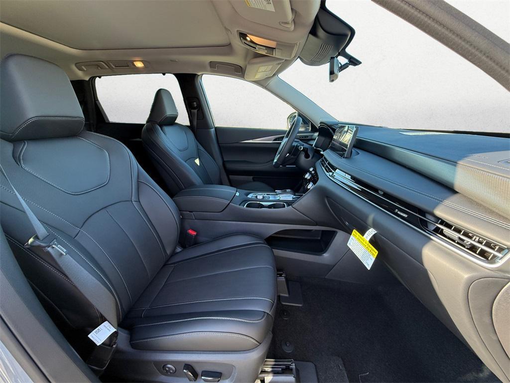 new 2026 INFINITI QX60 car, priced at $58,120