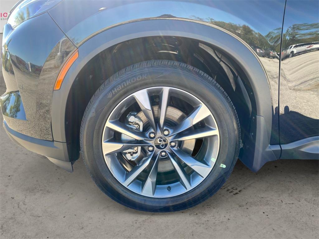 used 2025 INFINITI QX60 car, priced at $52,495
