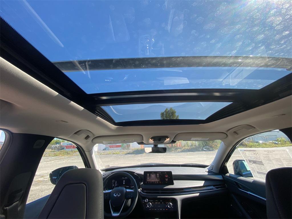 used 2025 INFINITI QX60 car, priced at $52,495