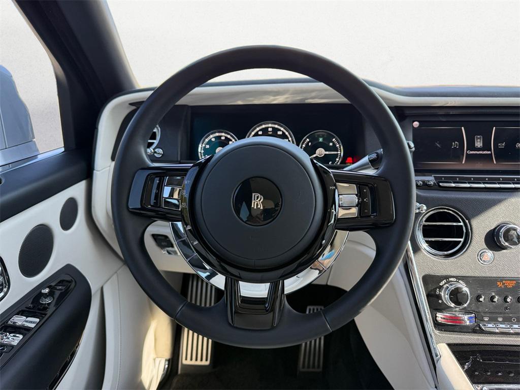 used 2021 Rolls-Royce Cullinan car, priced at $266,178