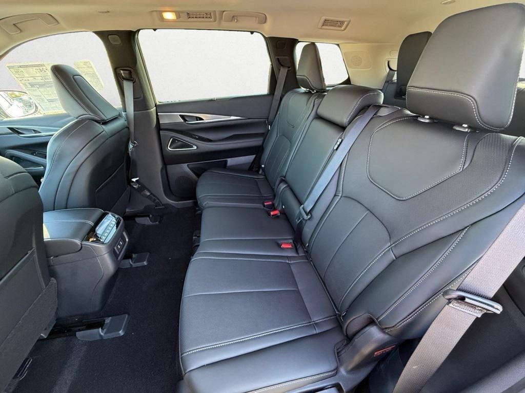 new 2026 INFINITI QX60 car, priced at $58,120