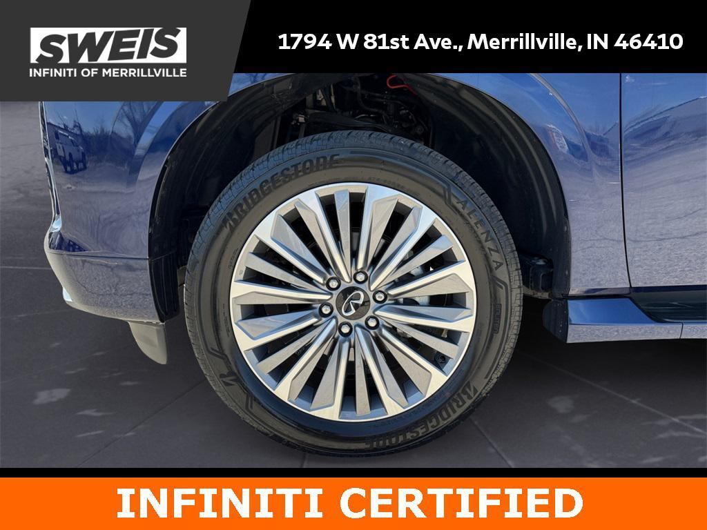 used 2025 INFINITI QX80 car, priced at $77,995
