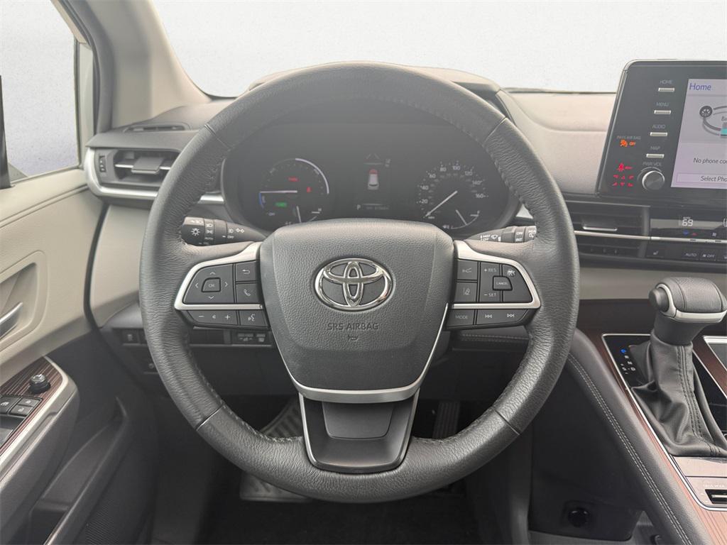 used 2024 Toyota Sienna car, priced at $36,995