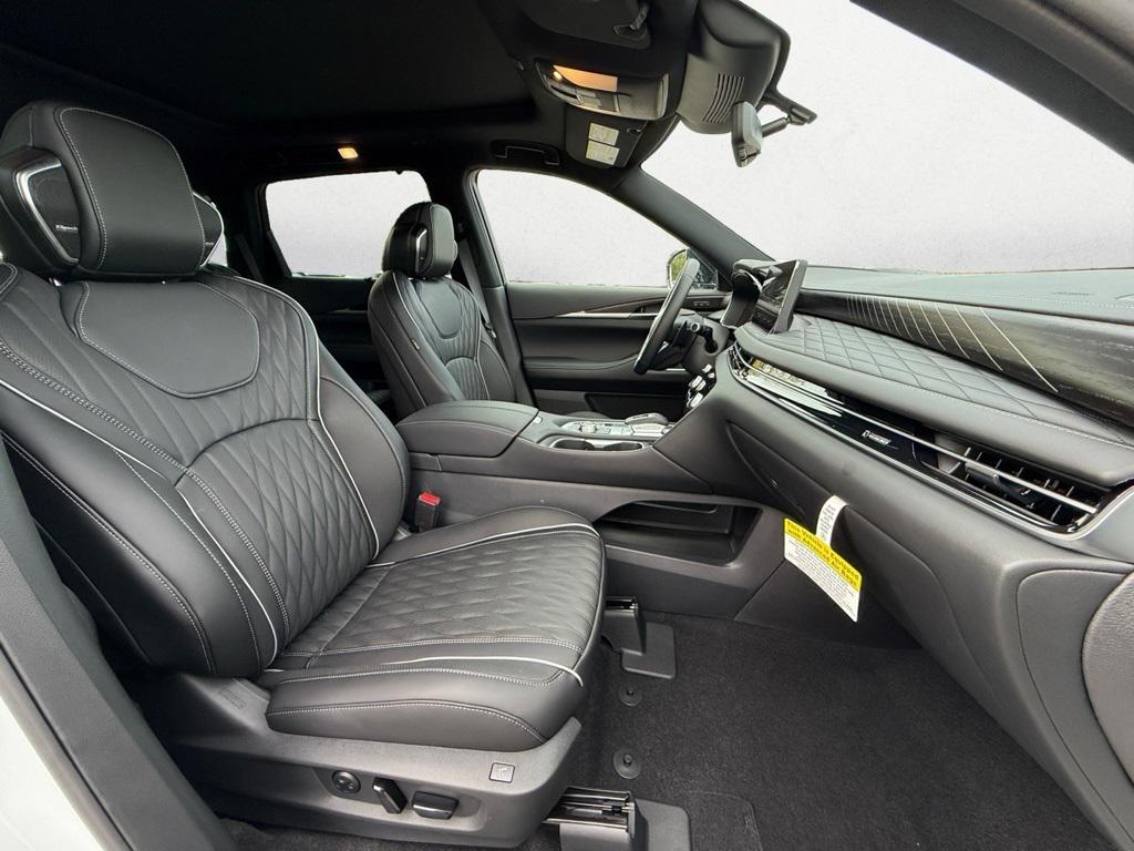 new 2026 INFINITI QX60 car, priced at $58,300