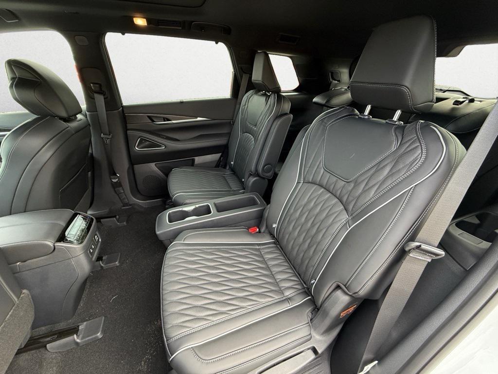 new 2026 INFINITI QX60 car, priced at $58,300