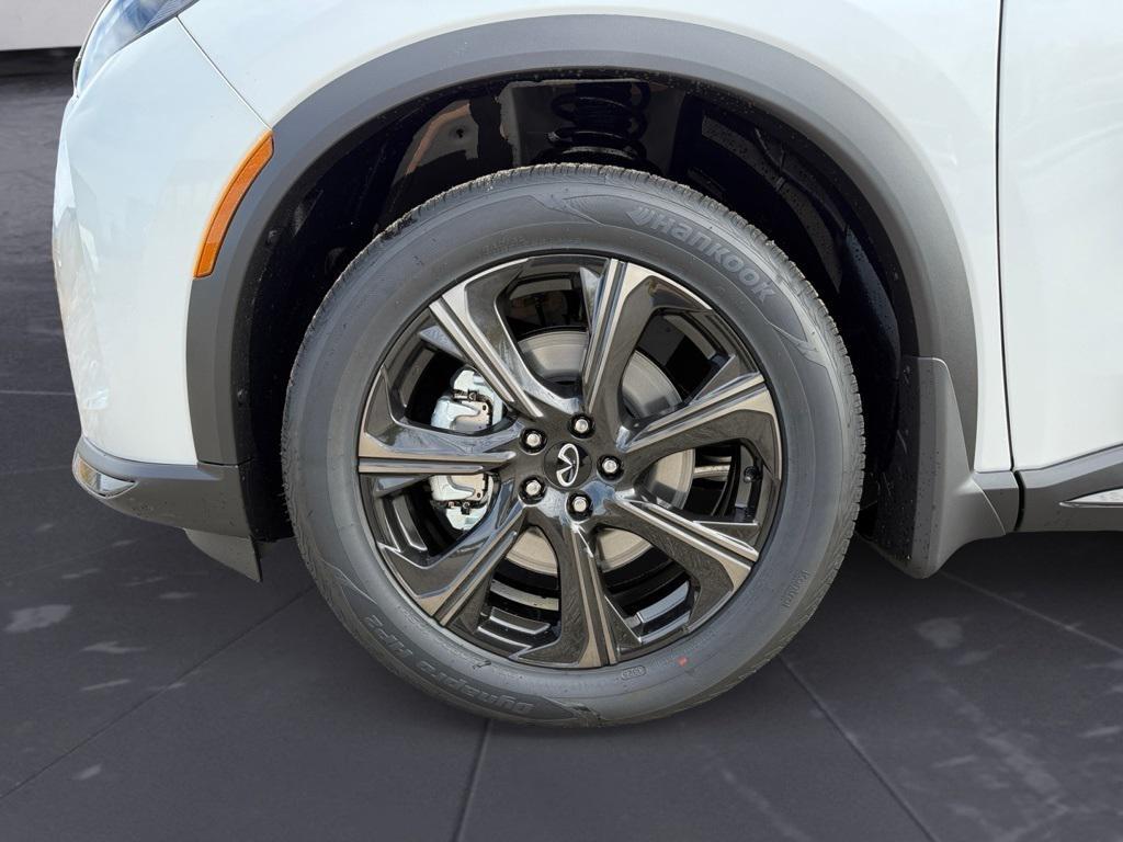 new 2026 INFINITI QX60 car, priced at $58,300