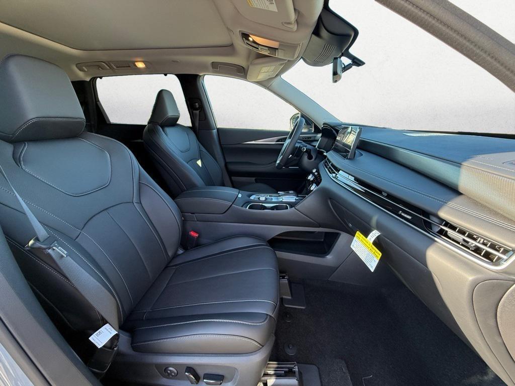 new 2026 INFINITI QX60 car, priced at $58,120