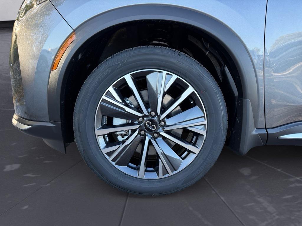 new 2026 INFINITI QX60 car, priced at $57,452