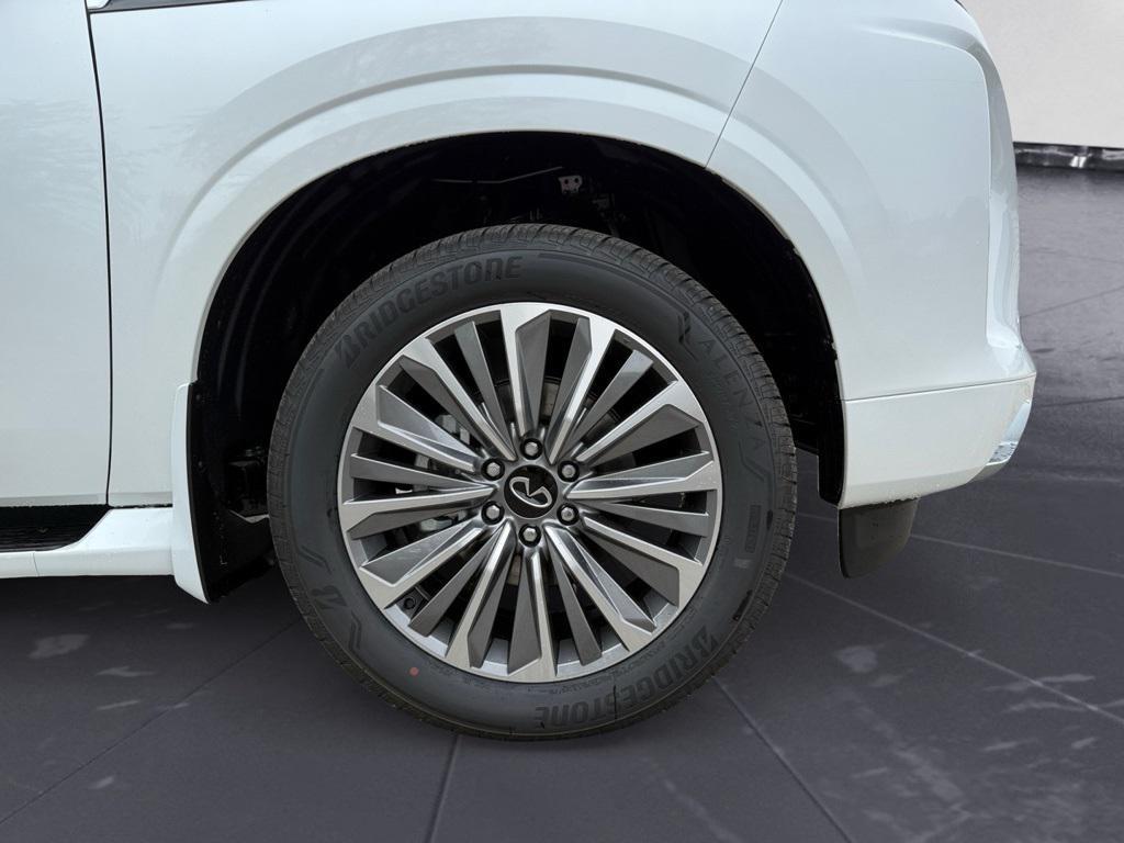 new 2026 INFINITI QX80 car, priced at $93,167