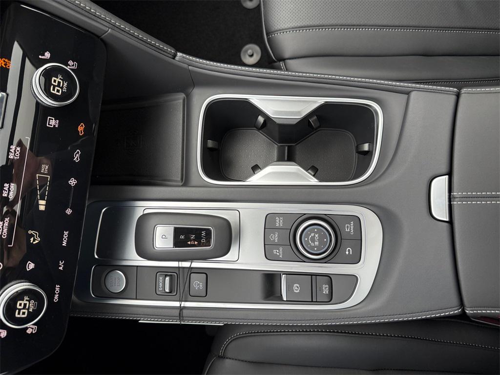 new 2025 INFINITI QX60 car, priced at $52,077