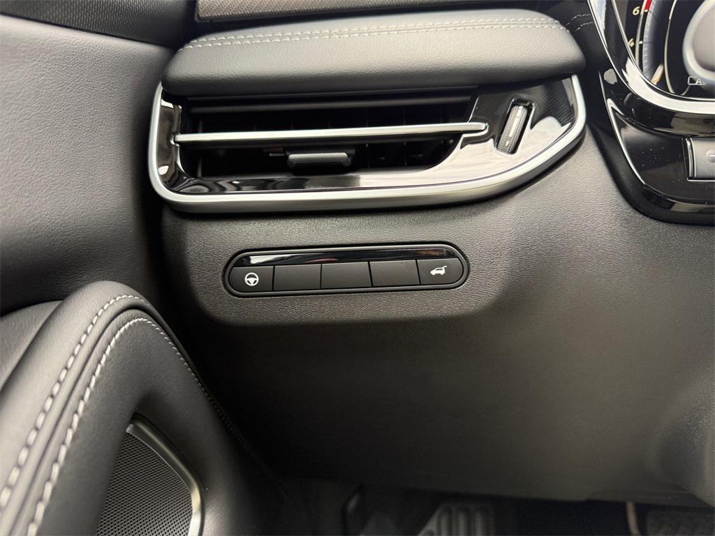 new 2025 INFINITI QX60 car, priced at $52,674