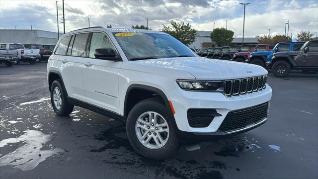 new 2025 Jeep Grand Cherokee car, priced at $43,279