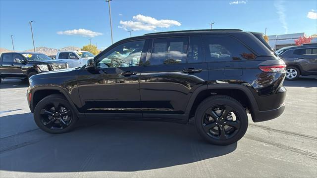 used 2023 Jeep Grand Cherokee car, priced at $37,615