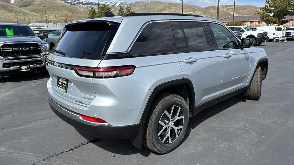 new 2024 Jeep Grand Cherokee car, priced at $54,230