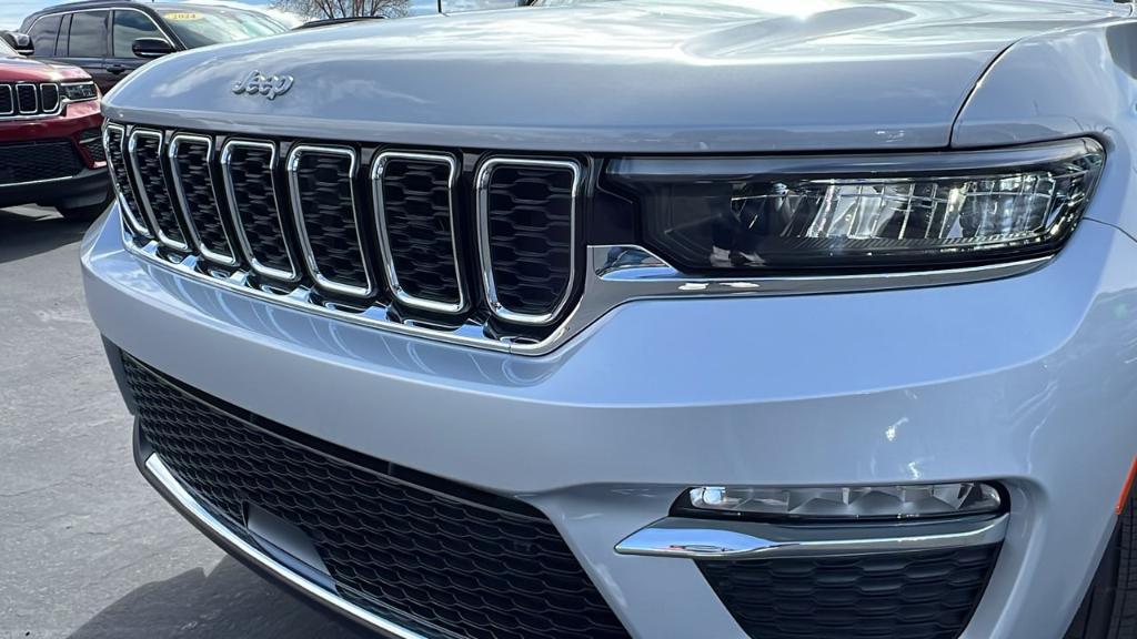 new 2024 Jeep Grand Cherokee car, priced at $54,230