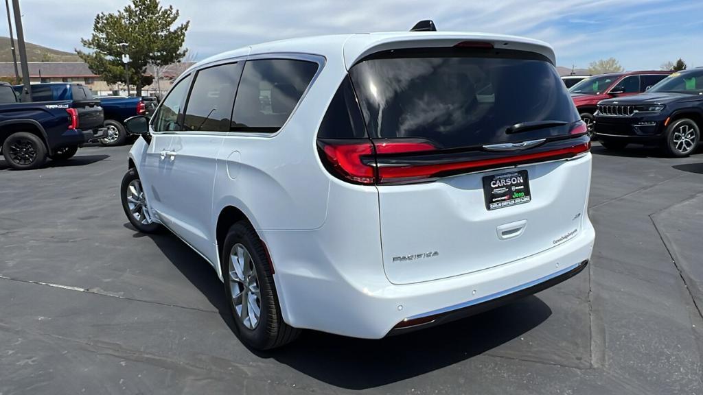 new 2024 Chrysler Pacifica car, priced at $46,150