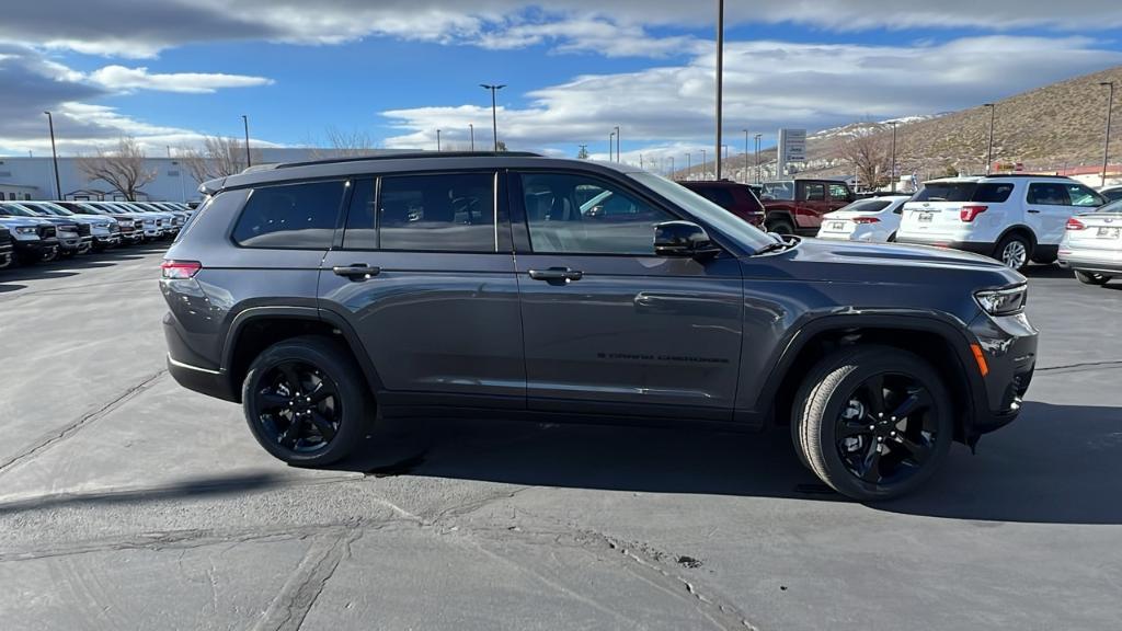 new 2024 Jeep Grand Cherokee L car, priced at $52,920