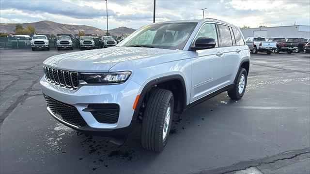 new 2025 Jeep Grand Cherokee car, priced at $43,815