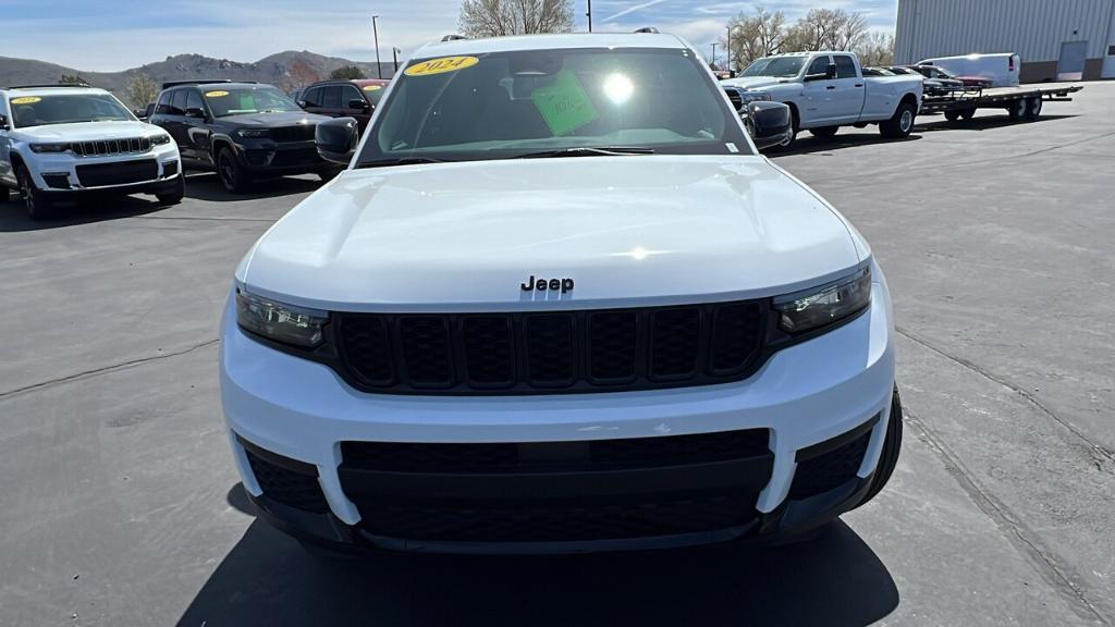 new 2024 Jeep Grand Cherokee L car, priced at $50,680