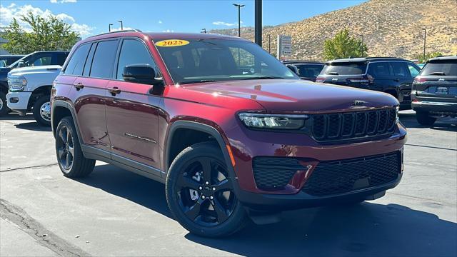 new 2025 Jeep Grand Cherokee car, priced at $48,273