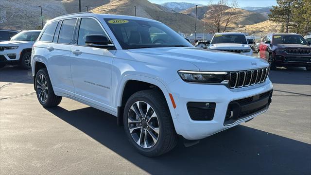 new 2025 Jeep Grand Cherokee car, priced at $62,995