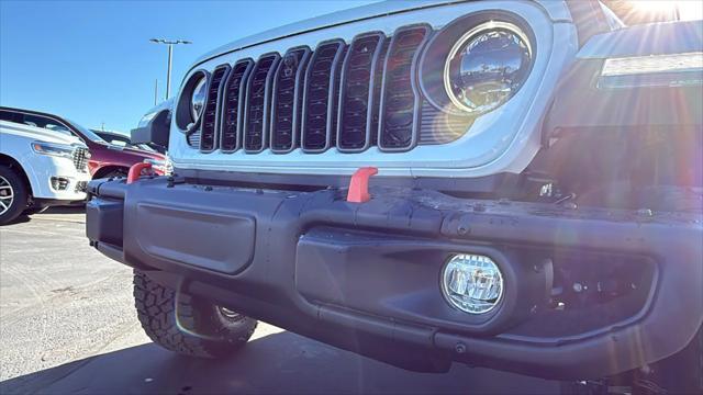 new 2025 Jeep Gladiator car, priced at $63,165