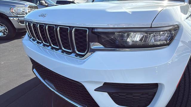 new 2025 Jeep Grand Cherokee car, priced at $41,825