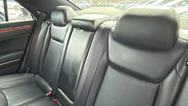 used 2013 Chrysler 300 car