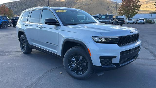 new 2025 Jeep Grand Cherokee L car, priced at $48,753