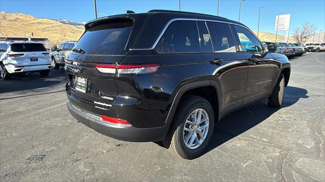 new 2025 Jeep Grand Cherokee car, priced at $41,850