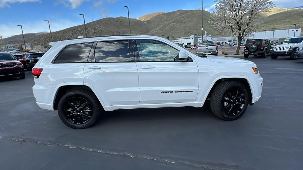 used 2019 Jeep Grand Cherokee car, priced at $26,719