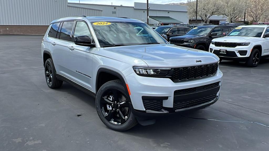 new 2024 Jeep Grand Cherokee L car, priced at $51,128