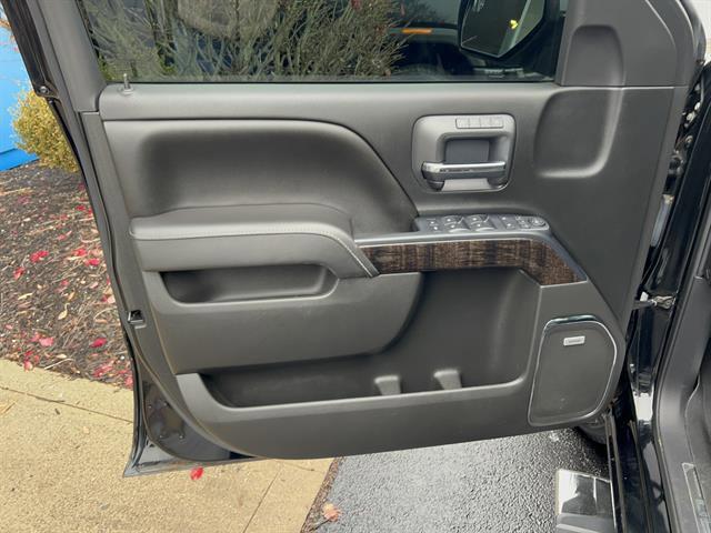 used 2015 GMC Sierra 1500 car, priced at $26,198