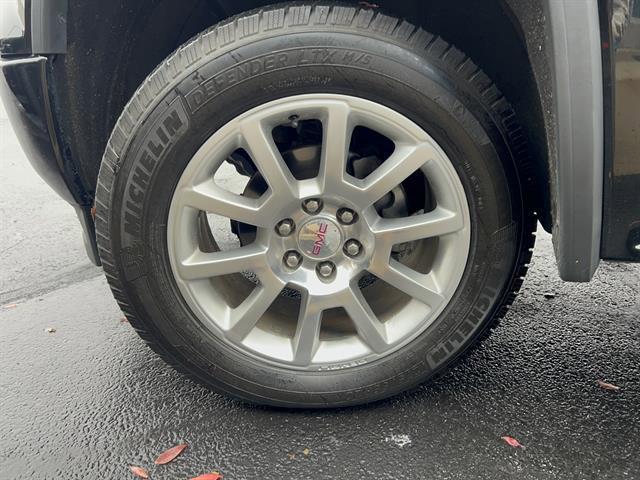 used 2015 GMC Sierra 1500 car, priced at $26,198