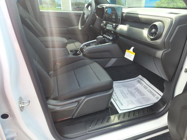 new 2025 Chevrolet Colorado car, priced at $34,690
