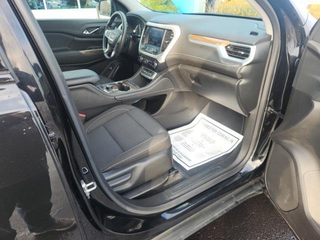 used 2023 GMC Acadia car, priced at $30,998