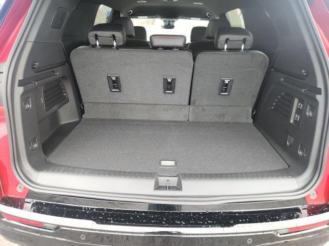 new 2025 Chevrolet Traverse car, priced at $57,990