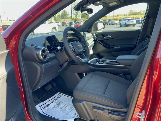 new 2026 Chevrolet Equinox car, priced at $35,640