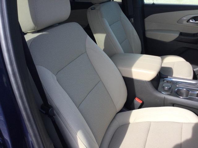 new 2023 Chevrolet Traverse car, priced at $35,915