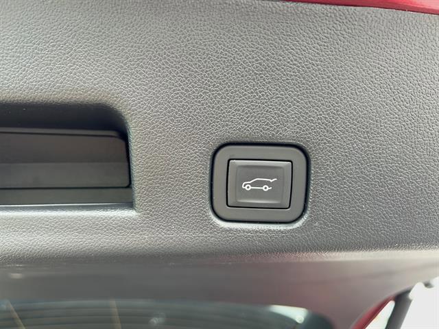 used 2024 GMC Acadia car, priced at $44,498