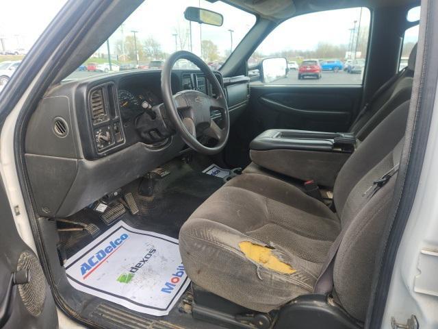 used 2005 Chevrolet Silverado 2500 car, priced at $7,490