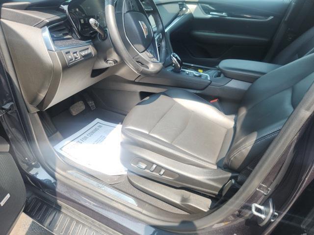 used 2023 Cadillac XT5 car, priced at $36,198