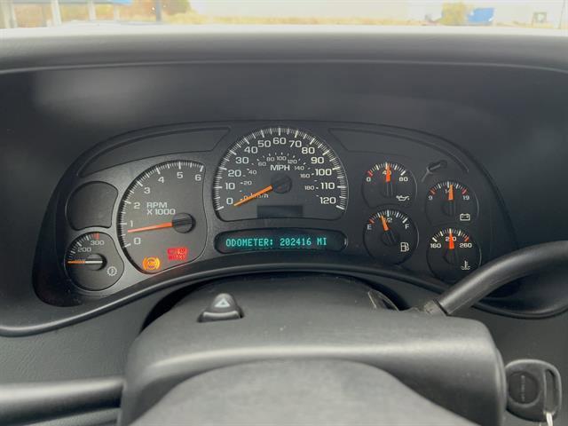 used 2004 Chevrolet Silverado 2500 car, priced at $5,500