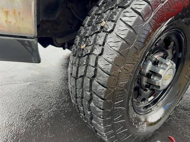 used 2004 Chevrolet Silverado 2500 car, priced at $5,500