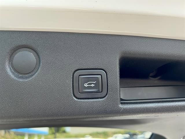 used 2018 Chevrolet Equinox car, priced at $13,498