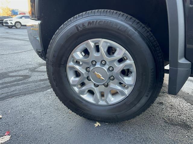 used 2024 Chevrolet Silverado 2500 car, priced at $62,998