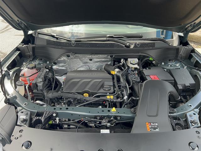 new 2025 Chevrolet Trax car