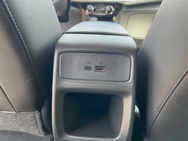 new 2025 Chevrolet Trax car