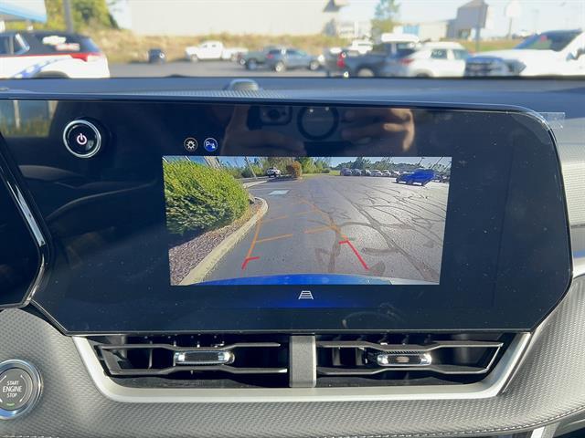 new 2026 Chevrolet Equinox car, priced at $30,495