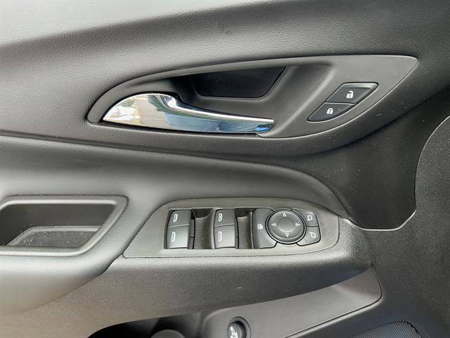 used 2024 Chevrolet Equinox car, priced at $23,498